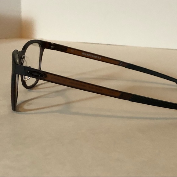 Oakley Milestone 3.0 OX 8903 Matte Dark Amber - Picture 7 of 12